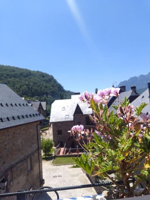 Atico En Pleno Pirineo Daire El Pueyo de Jaca Dış mekan fotoğraf
