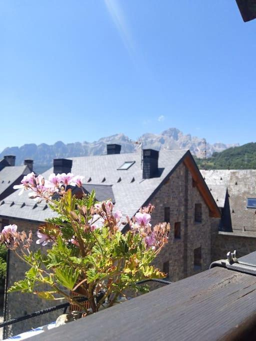 Atico En Pleno Pirineo Daire El Pueyo de Jaca Dış mekan fotoğraf